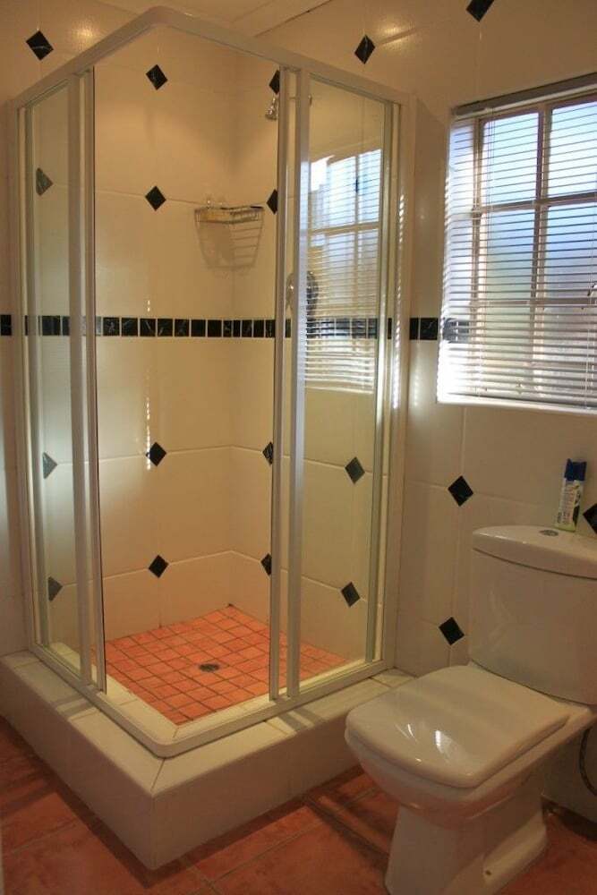 Hotel Birdsong Guest House
