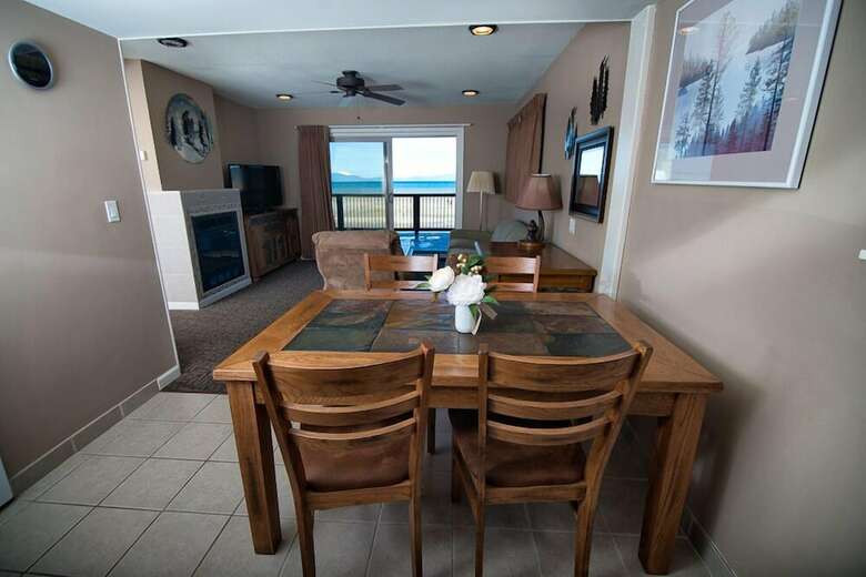 Beachcomber Inn