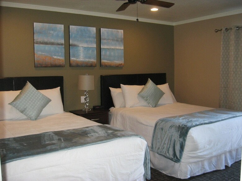 Beachcomber Inn