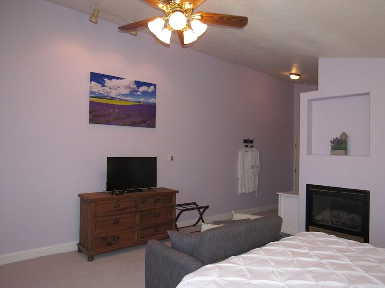 Castle Creek B&B