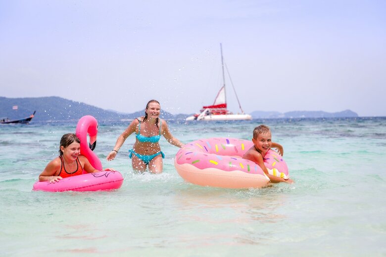 Hotel Coral Island Resort