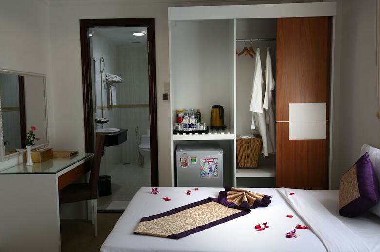 Nesta Hotel