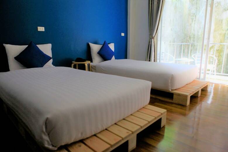 Hotel Sea Host Inn