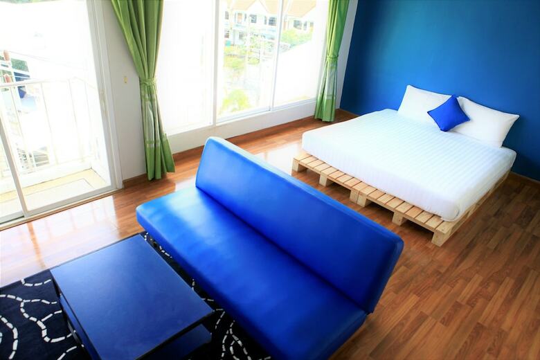 Hotel Sea Host Inn