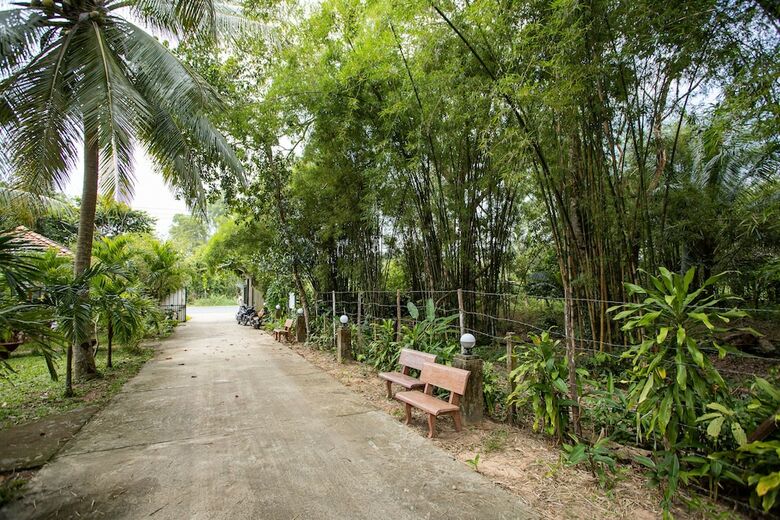 Hotel Tang Thanh Phat Resort