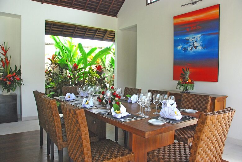 Saba Villa
