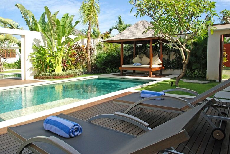 Saba Villa