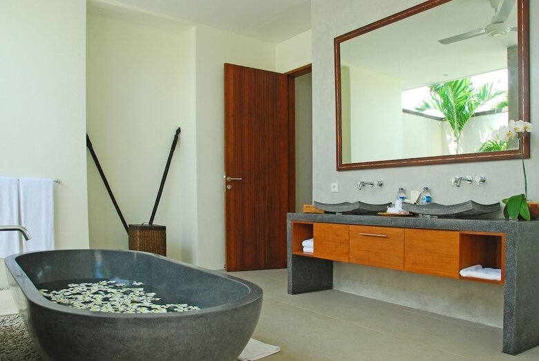 Saba Villa