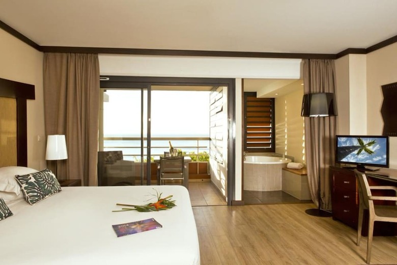 Hotel Tahiti Pearl Beach Resort