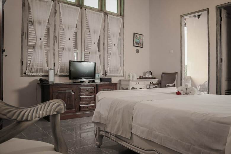 Hotel Kayu Arum Resort
