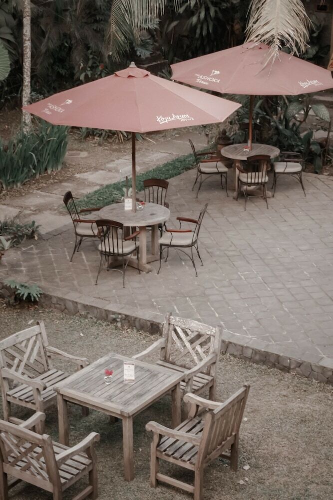 Hotel Kayu Arum Resort