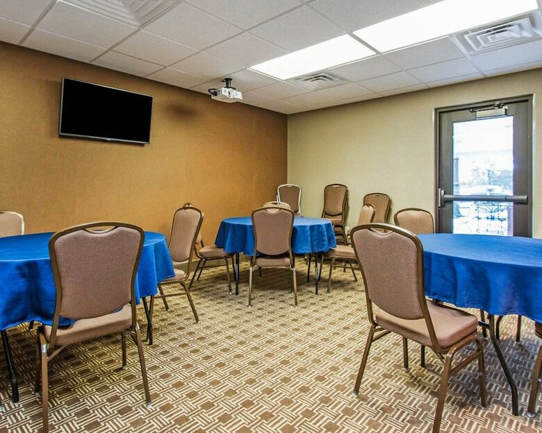 Hotel Mainstay Suites