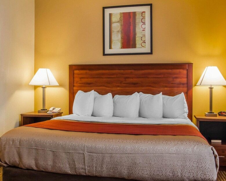 Hotel Mainstay Suites