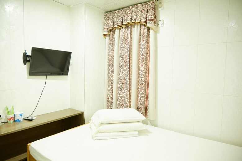 Hostal Me Easy Hostel