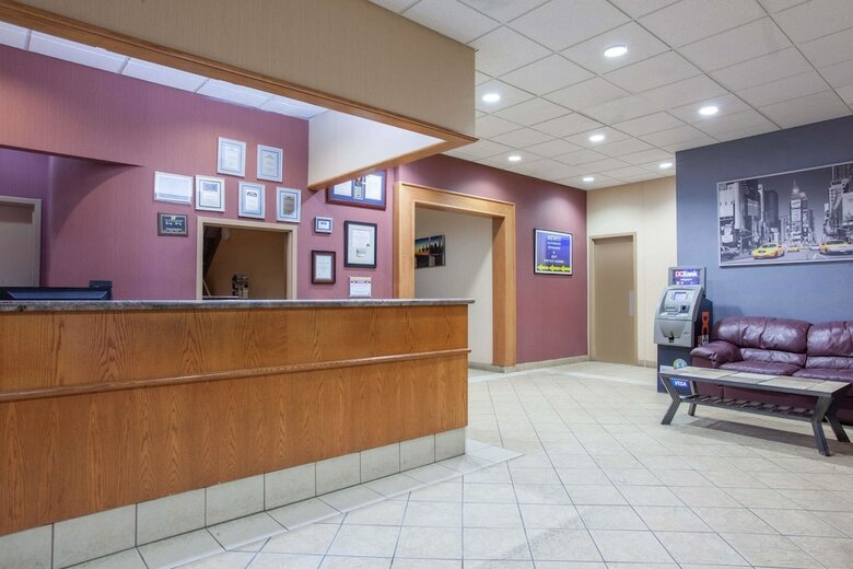 Hotel Howard Johnson By Wyndham Winnipeg West