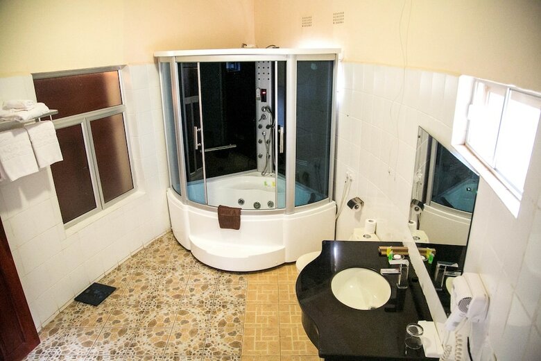 Chamba Valley Exotic Hotel