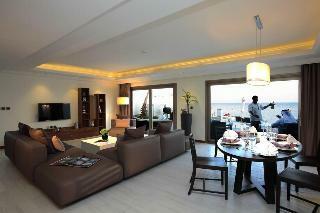 Hotel Dana Beach Resort