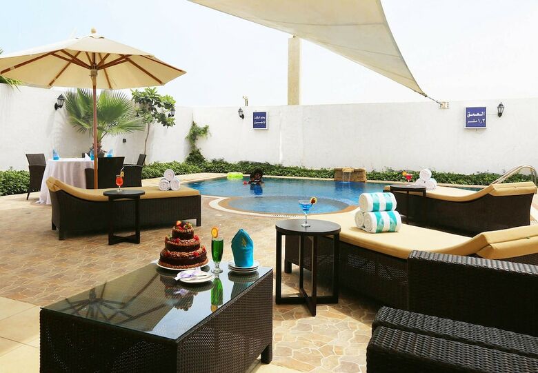 Hotel Dana Beach Resort
