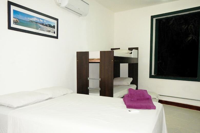 Hostal Pura Vida Hostel
