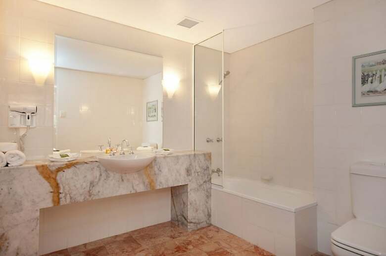 Balboa Holiday Apartments