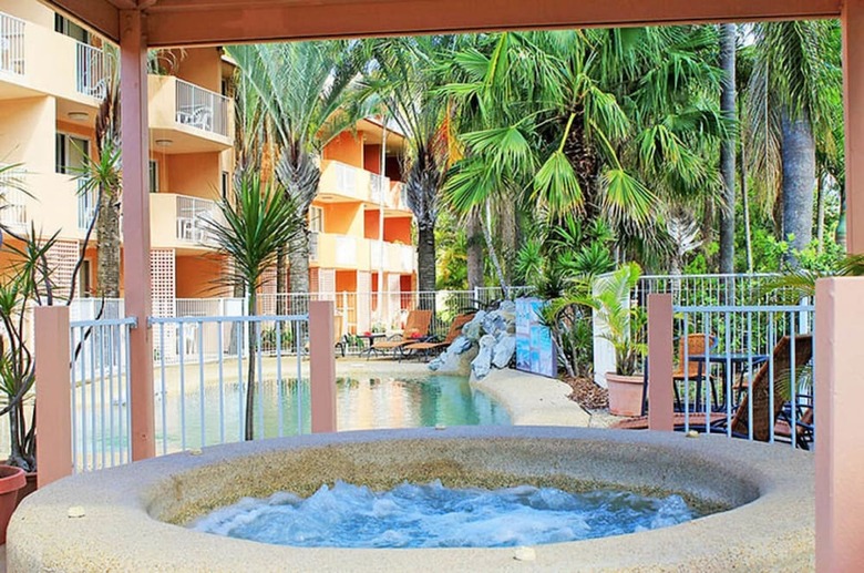 Motel Rainbow Sands Resort