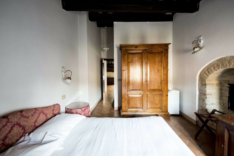 Hotel Castello Di Montegridolfo Spa Resort