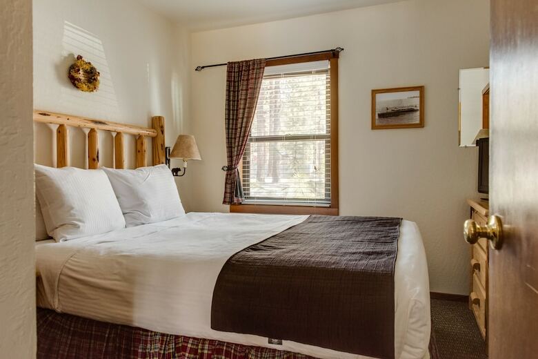 Hotel Franciscan Lakeside Lodge