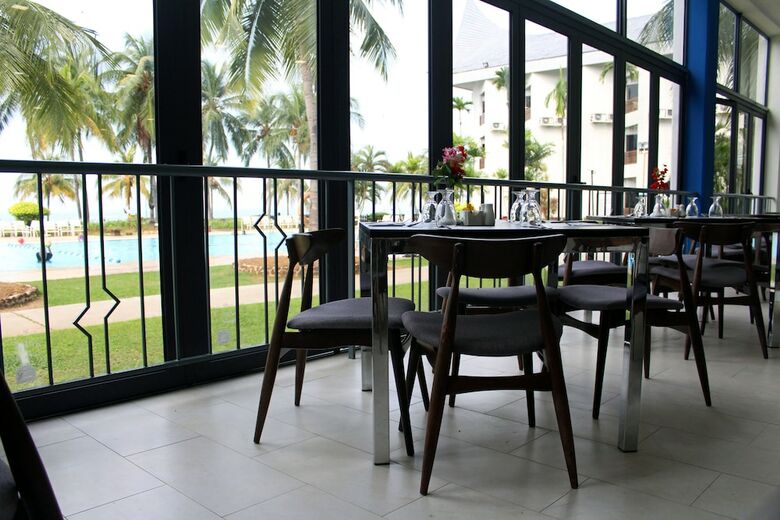 Hotel The Grand Beach Resort Port Dickson