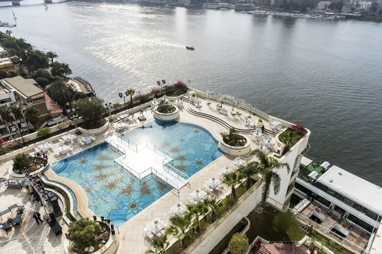 Hotel Grand Nile Tower
