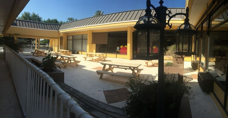 Hotel Econo Lodge