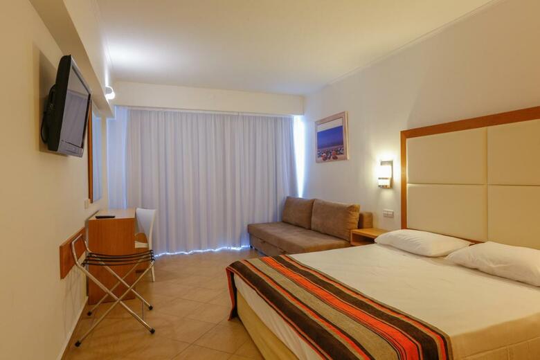 Sun Palace Hotel
