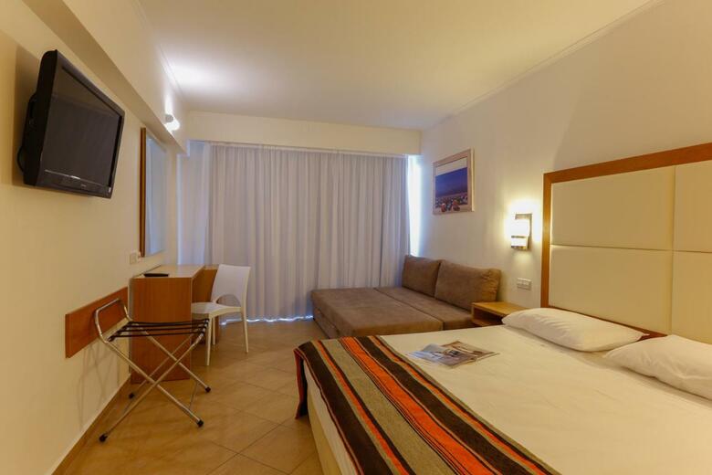 Sun Palace Hotel