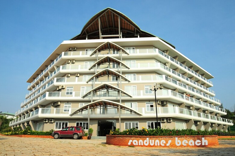 Hotel Sandunes Beach Resort & Spa