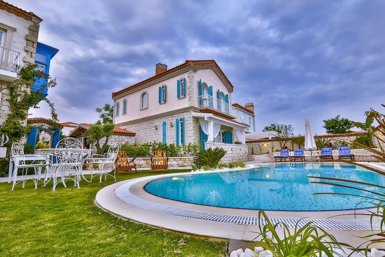 Hotel Cumbal? Konak Ala�at?