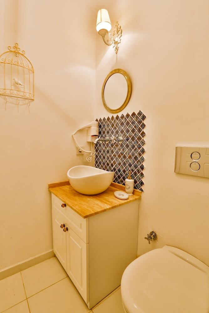 Hotel Cumbal? Konak Ala�at?