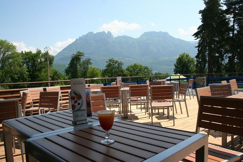 Hotel H�tel Le Pr� Du Lac