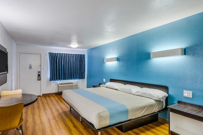 Motel 6 Fort Worth Convention Center