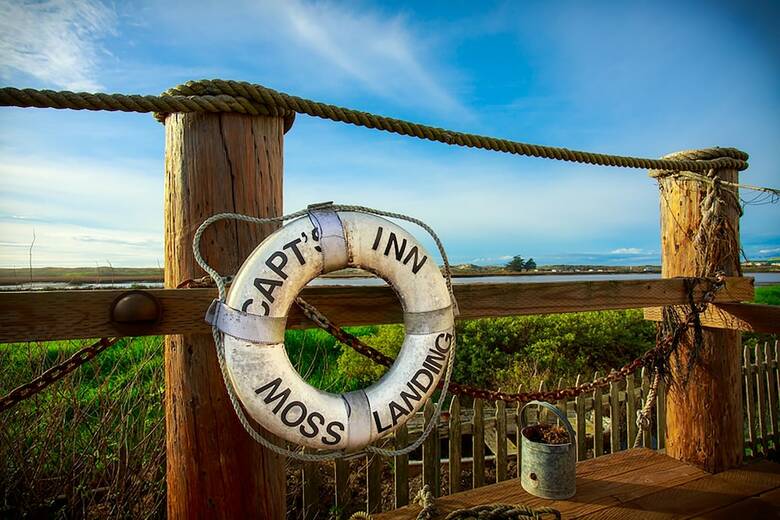 Bed & Breakfast Captain's Inn At Moss Landing