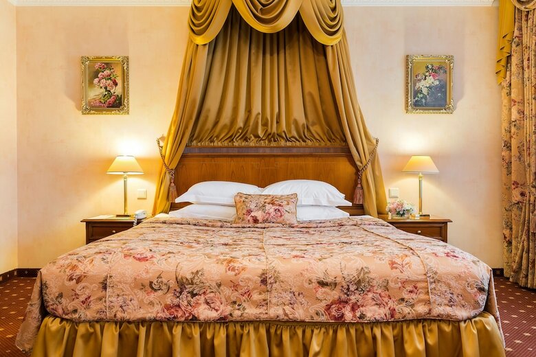 Grand Hotel Emerald