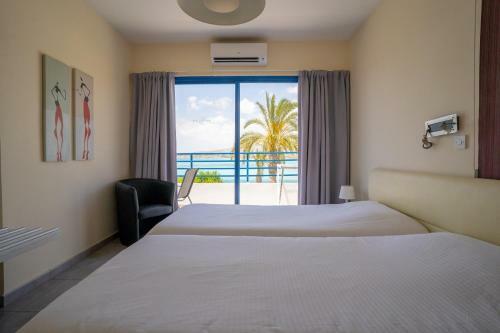 Aparthotel Vrachia Beach Resort