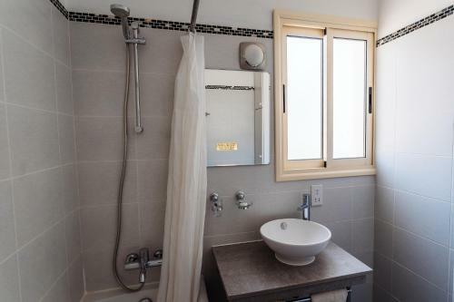 Aparthotel Vrachia Beach Resort