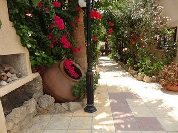 Panklitos Tourist Apartments