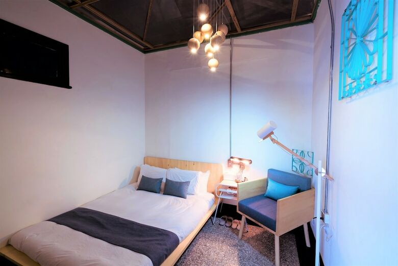 Hostal With Inn Hostel