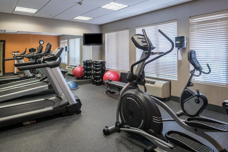 Hotel Holiday Inn Express & Suites W. Monroe