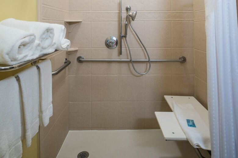 Hotel Holiday Inn Express & Suites W. Monroe