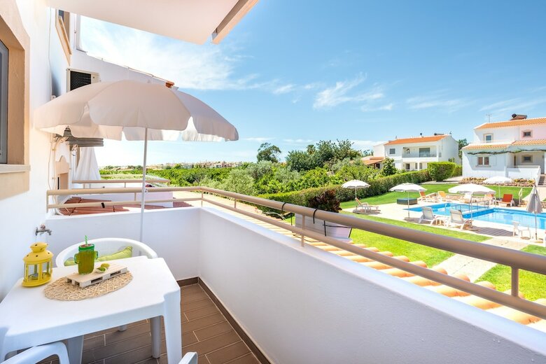 Apartamentos Fl�r Da Laranja, Albufeira