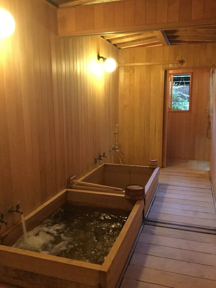 Hotel Hatago Kuretake-an Inn
