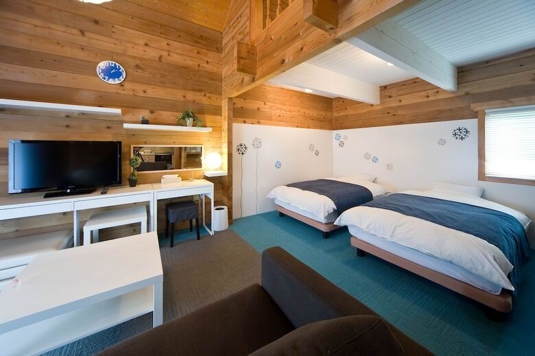 Hotel Holiday House Green Garden
