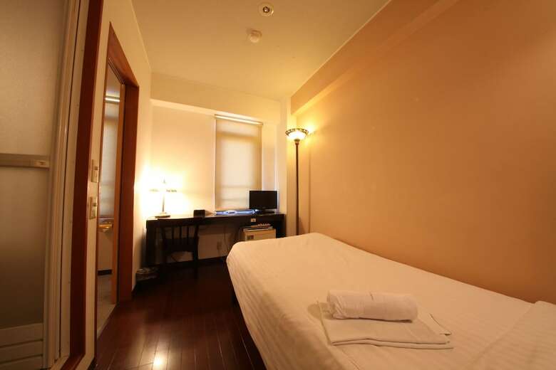 Van Cortlandt Hotel