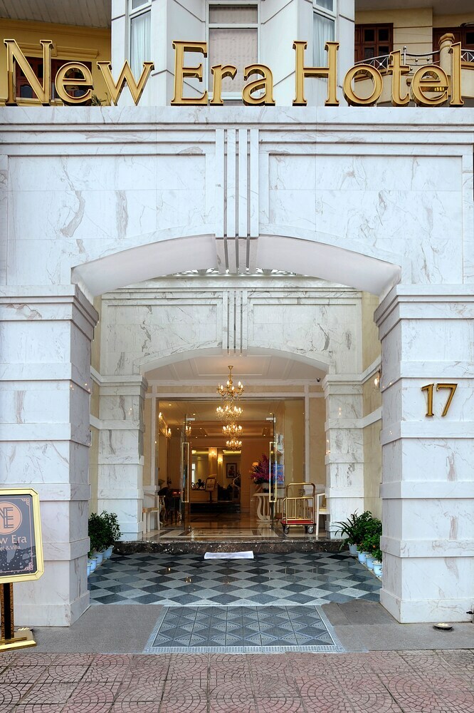 New Era Hotel And Villa